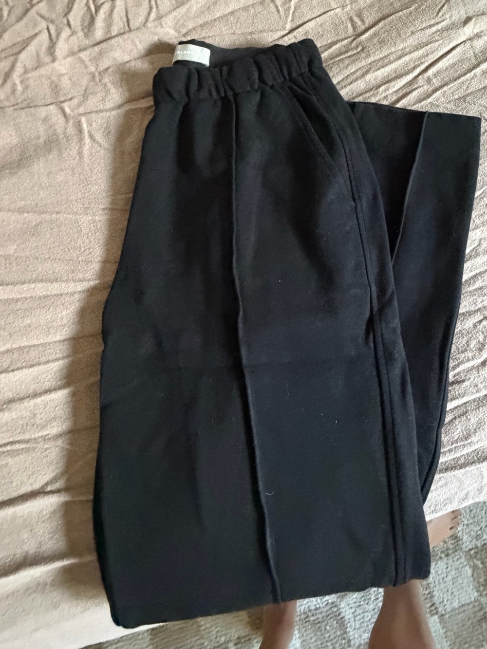 Everlane Black Elastic Waist Women’s Trousers